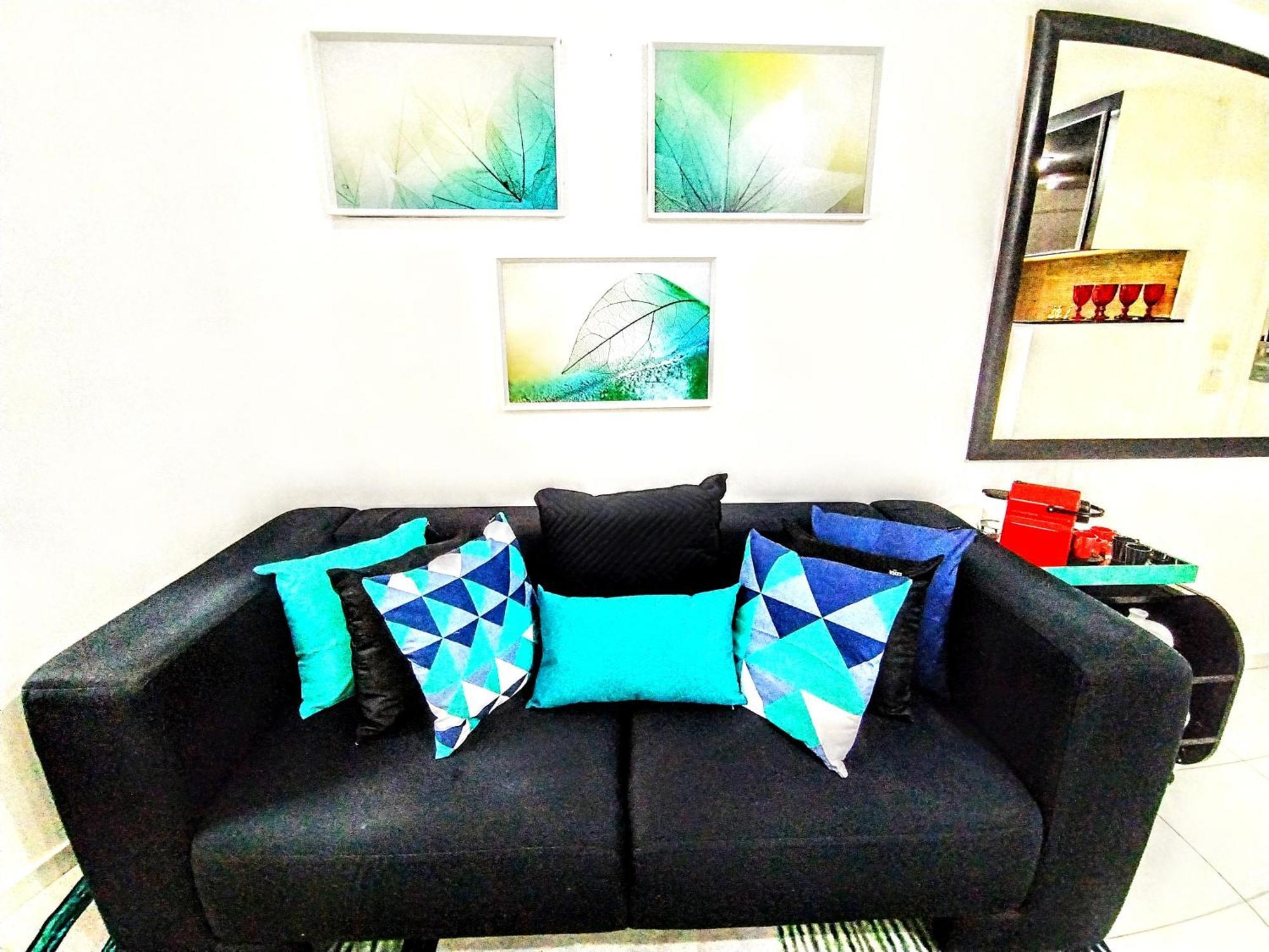 Radisson Vila Olimpia São Paulo Exterior photo A sofa with cushions